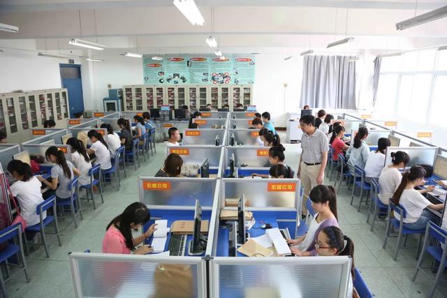 会计专业实训基地学生实习实训场景校内教学工厂物流专业实训基地那么